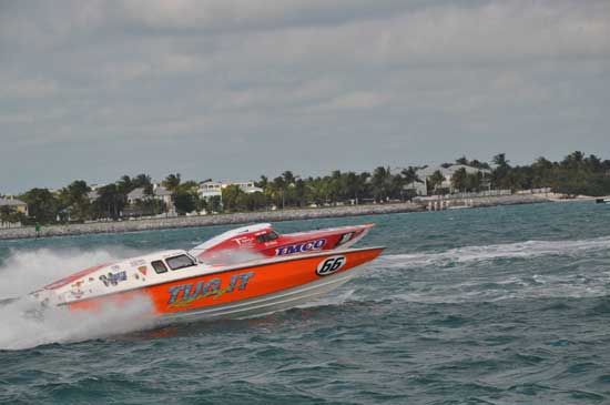 Boat-Racing-piqsels.com-id-zuehq