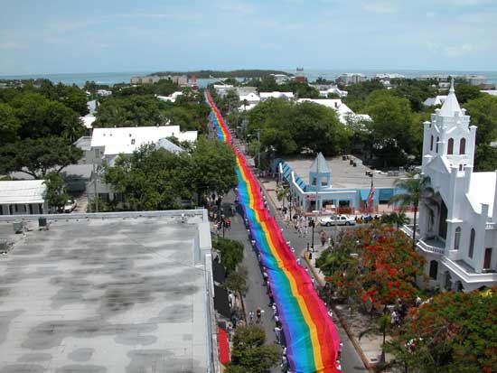 Duval-and-Pride-Flag-piqsels.com-id-ohgsj