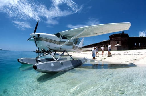 Seaplane_on_the_beach_at_Fort_Jefferson-_Garden_Key,_Dry_Tortugas,_Florida_(8576692305)