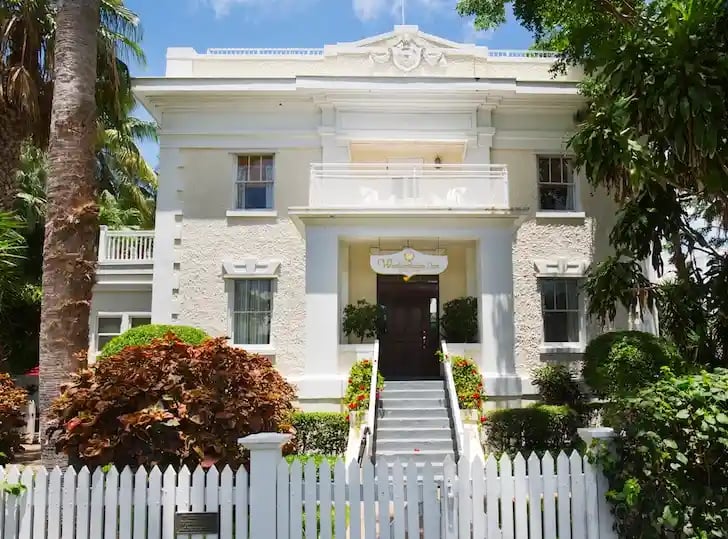 The Weatherstation Inn - Key West Florida