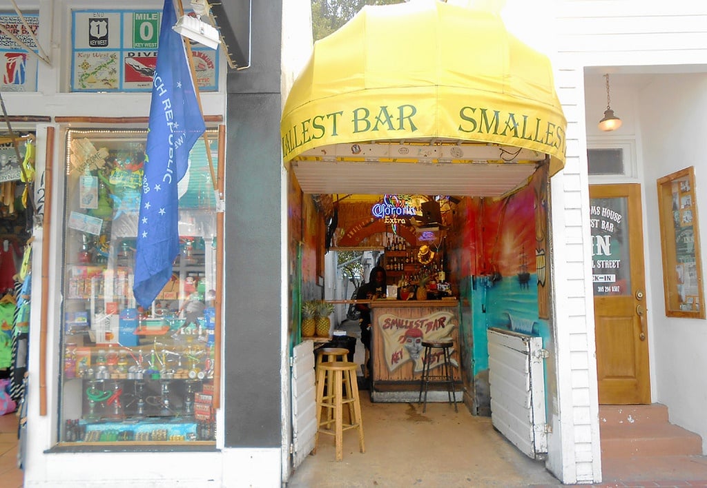 "The Smallest Bar in Key West A Quirky and Fun Experience"